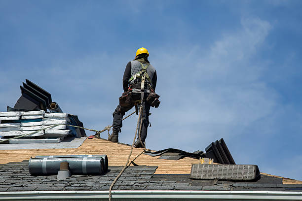 Professional Gutter Installation technician working in Evansville, WY